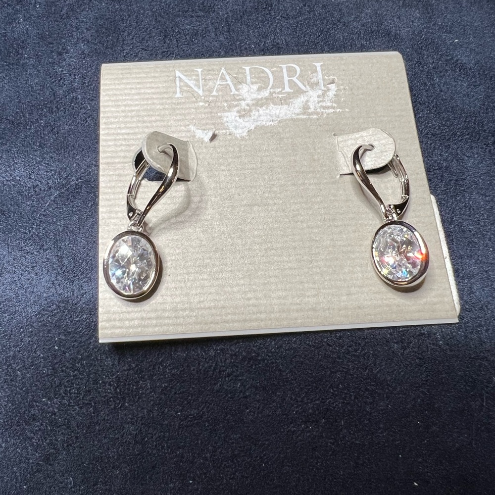 NADRI earrings